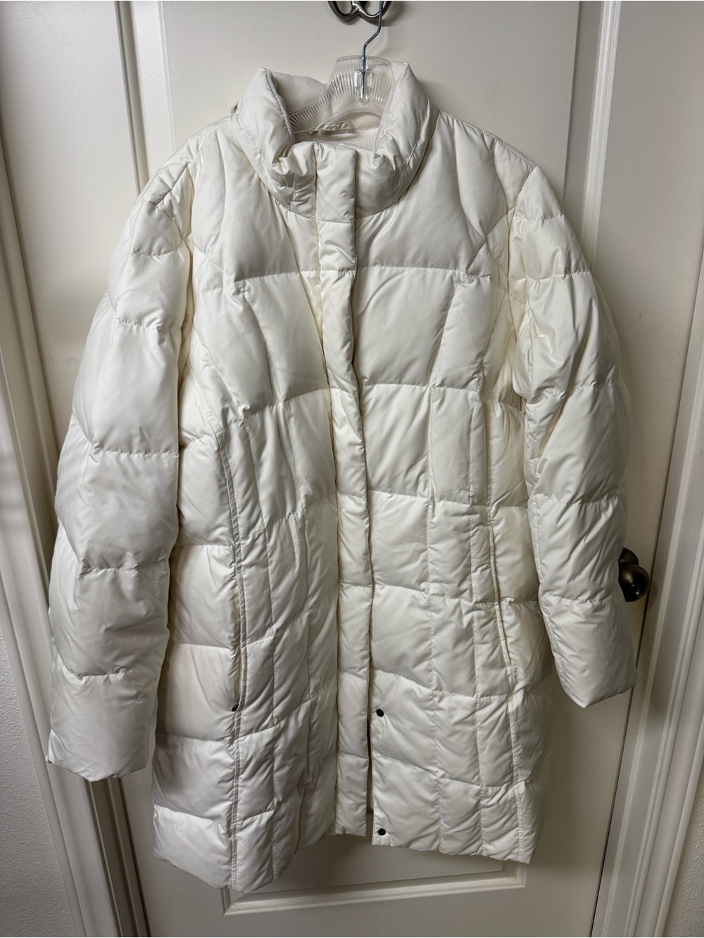 Eddie Bauer Cream Hooded Long Puffer Coat with Faux-Fur Trim